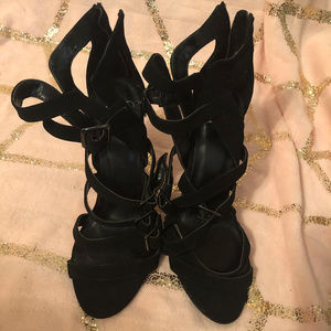 BLACK HIGH HEEL SANDALS